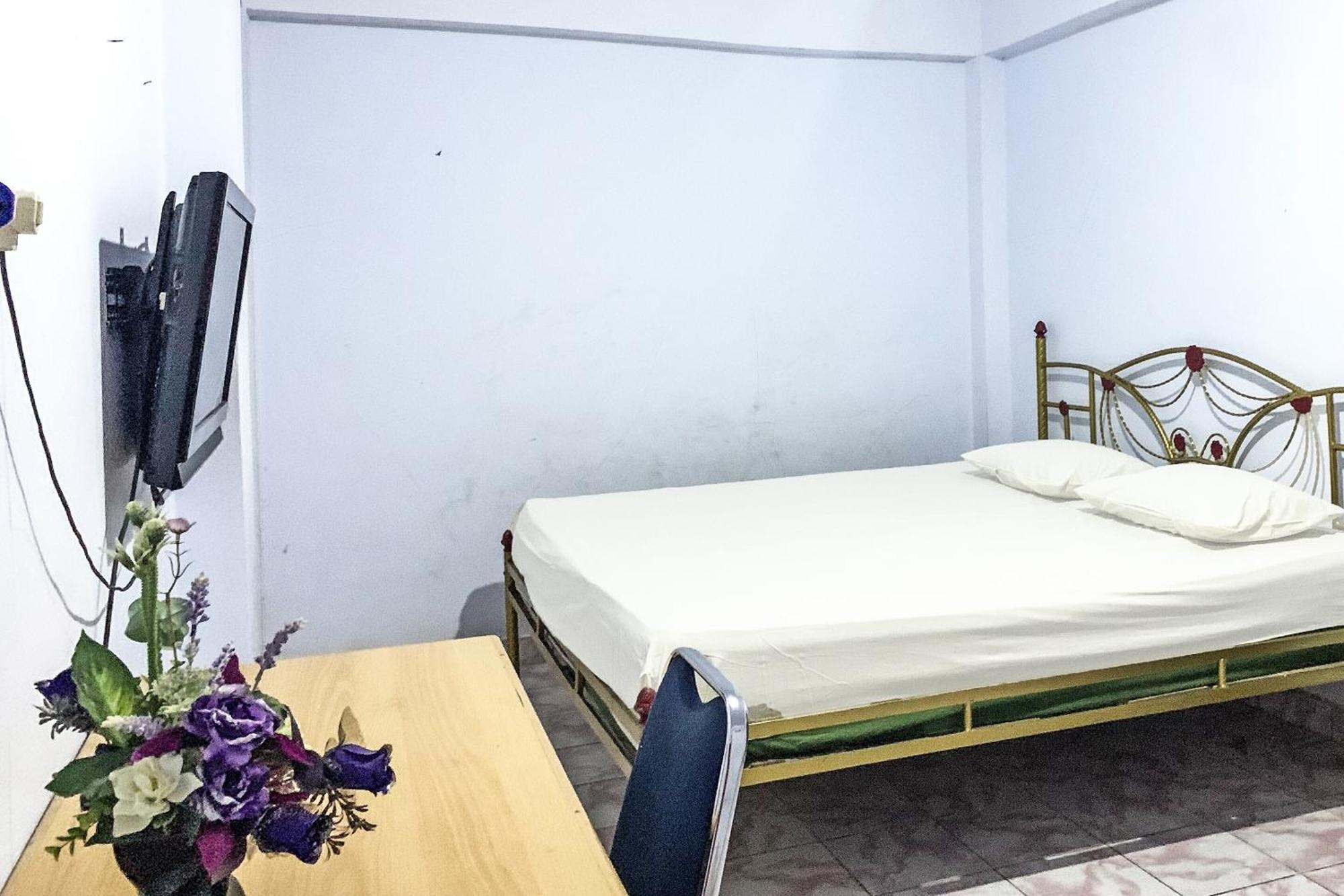 Oyo 91757 Surya Hotelneartaman Anggrek Pkk Watansoppeng Lalabata Extérieur photo